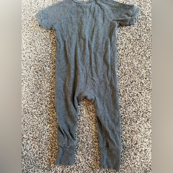 Mebie Baby Boy Baby Girl Gender Neutral Charcoal Button-Up Romper Size 6-12mo - Picture 4 of 4